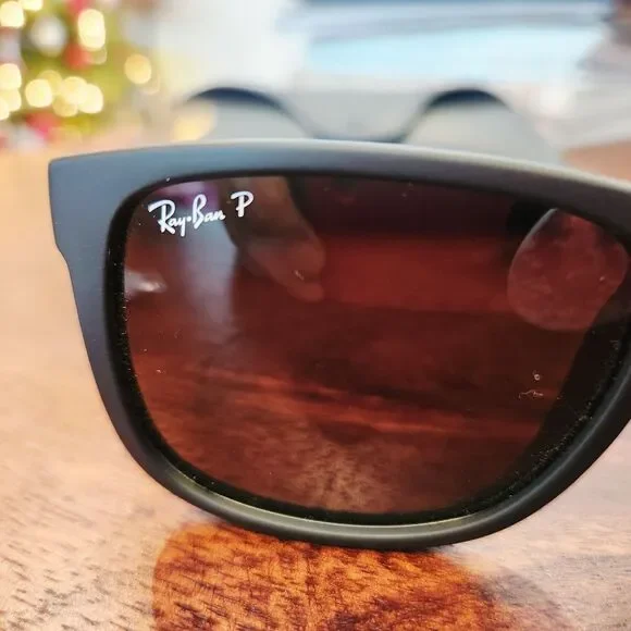 Ray-Ban RB4165 Justin Polarized 601/71 Matte Black Green Lens Sunglasses 54m NEW - Picture 3 of 8